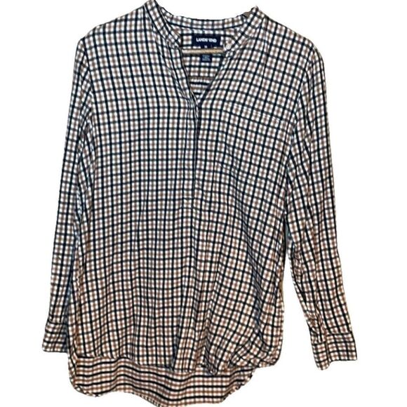 Land’s End Casual Buttondown - Picture 2 of 15
